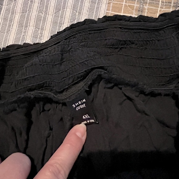 Rayon shorts - Picture 2 of 4